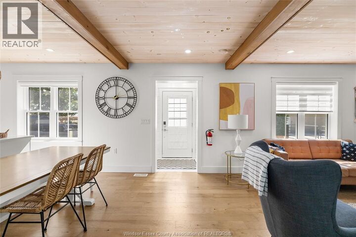 Property Photo:  614 Peter St  ON N9Y 3G8 
