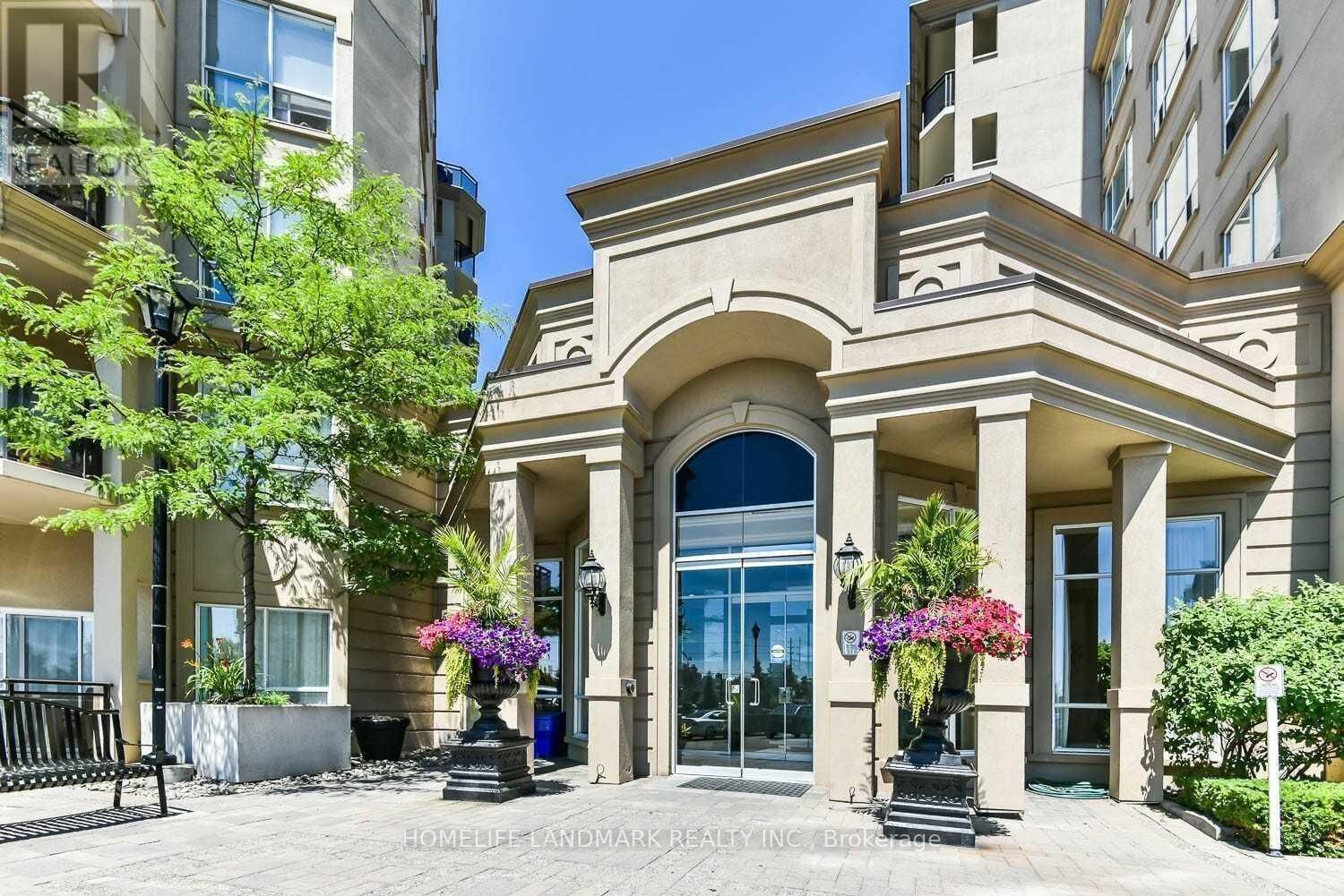 Property Photo:  8 Maison Parc Court Ph. 802  ON L4J 9K5 