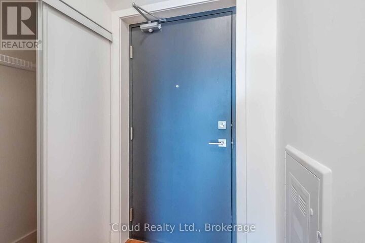 Property Photo:  1 Wellington Street 806  ON N3T 2L3 