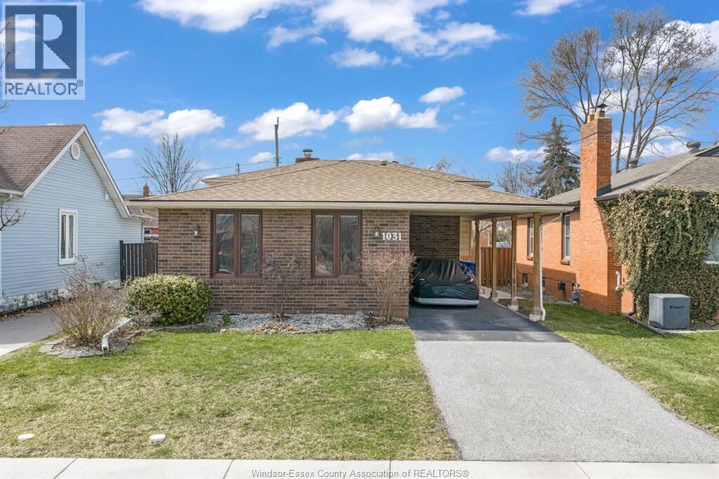 Property Photo:  1031 Eastlawn  ON N8S 3H8 