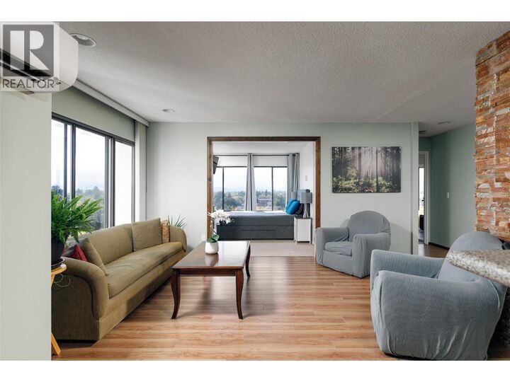 Property Photo:  737 Leon Avenue 807  BC V1Y 8L6 