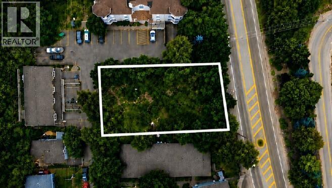 Property Photo:  667 Columbia Avenue  BC V1N 1G9 