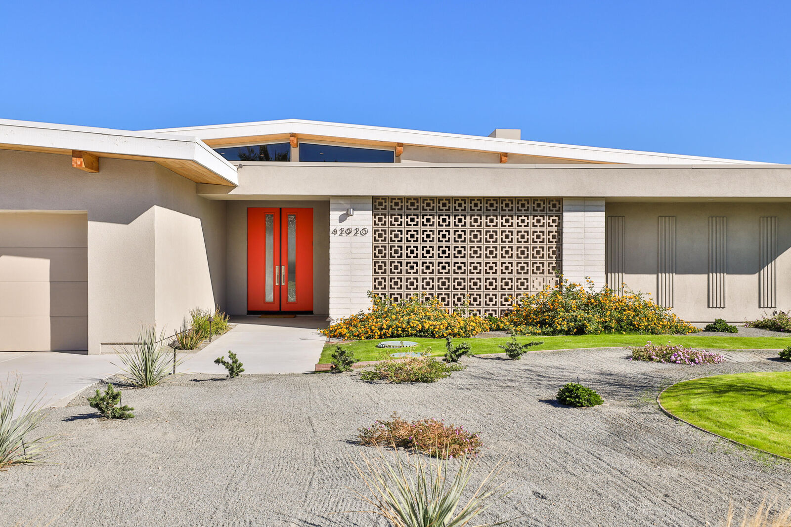 Property Photo:  42920 Caballeros Drive  CA 92203 
