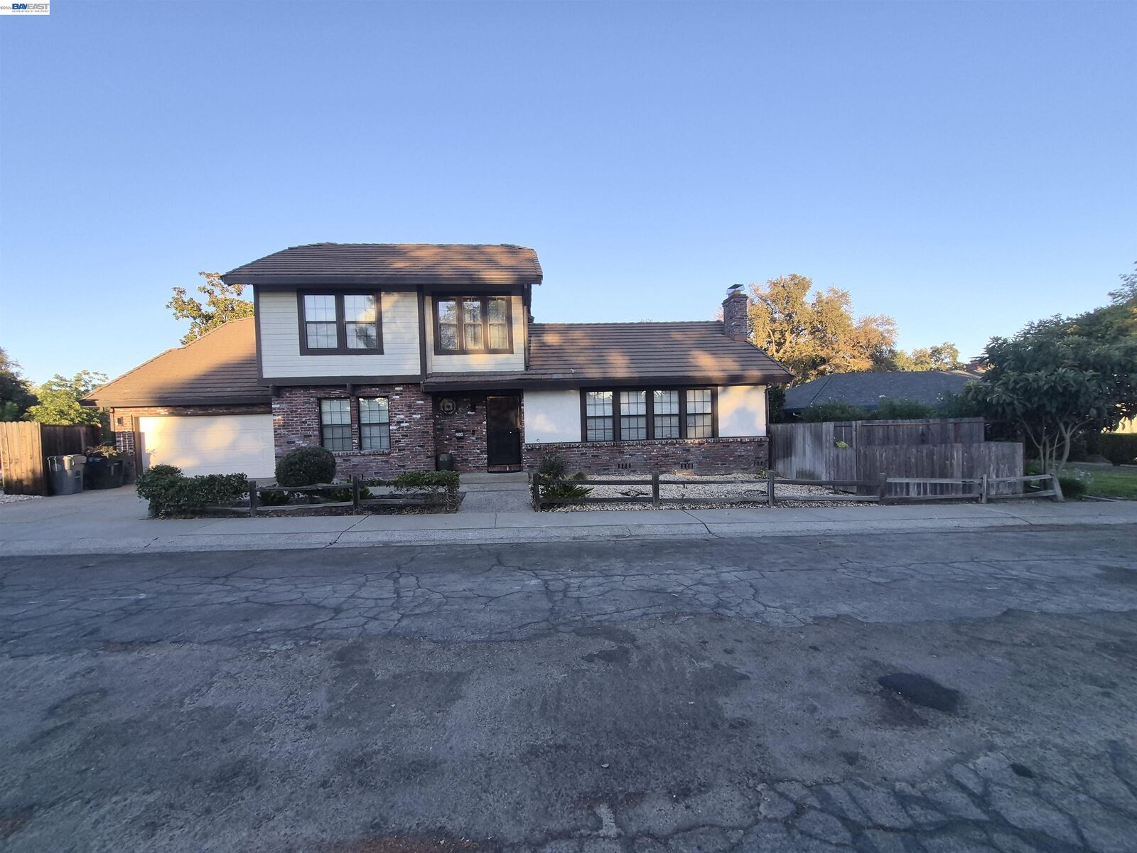 Property Photo:  2030 Edgewater  CA 95815 
