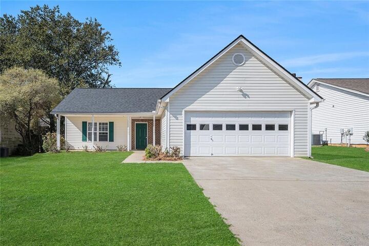 Property Photo: 2533 Morning Glory Place NW GA 30044