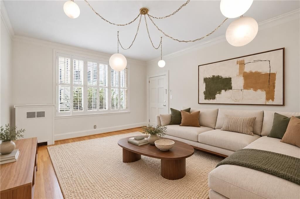 Property Photo: 30 Collier Road NW 9 GA 30309