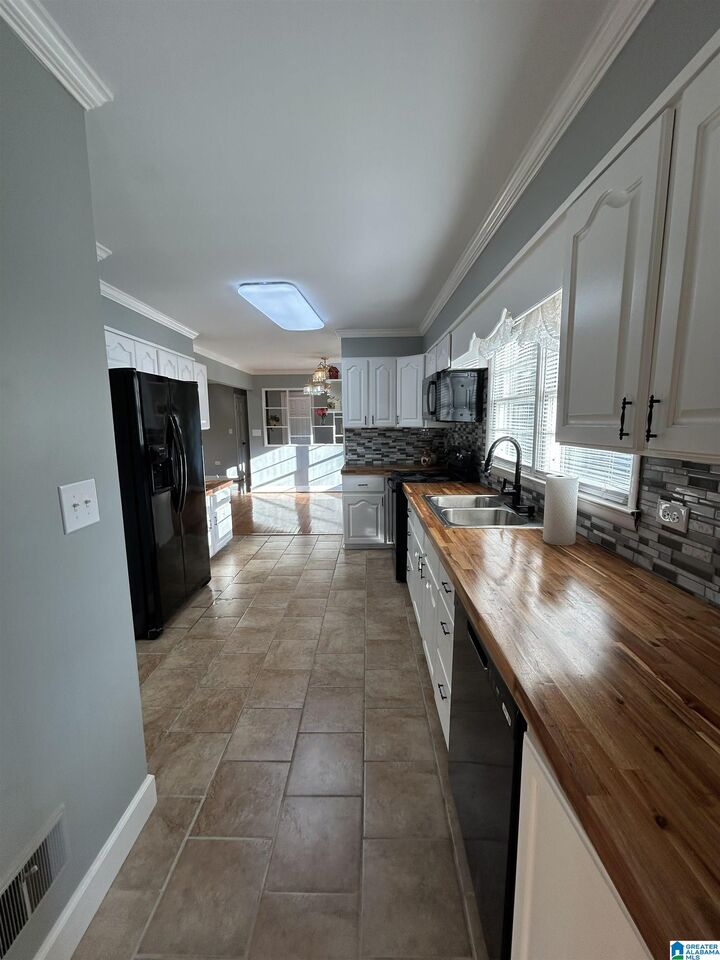 Property Photo:  1541 Woodie Street  AL 35214 