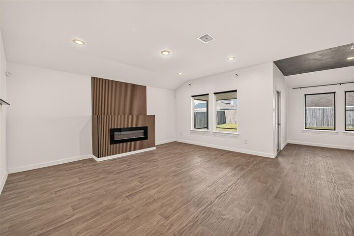 Property Photo:  1710 Mountain Echo Drive  TX 77469 