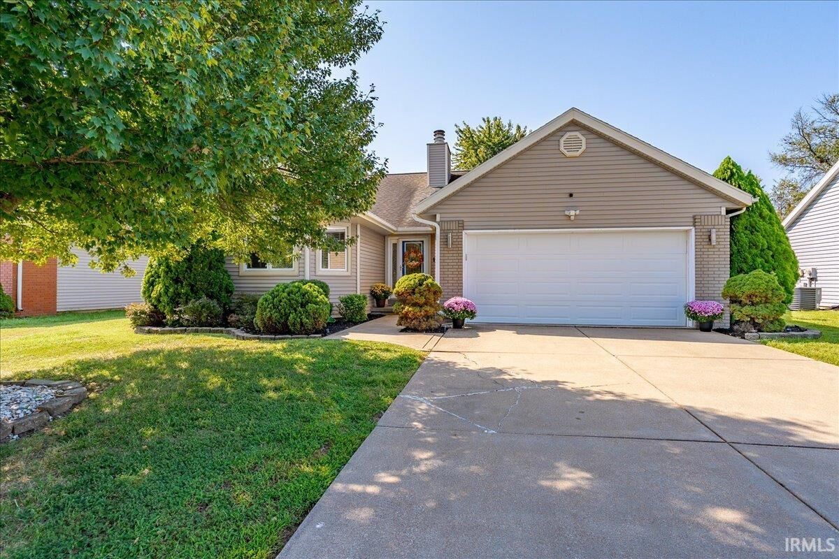Property Photo:  5707 Beaver Trail  IN 47715 