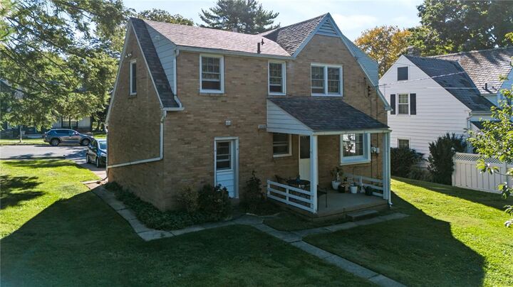 Property Photo:  2209 Huntington Street  PA 18017 