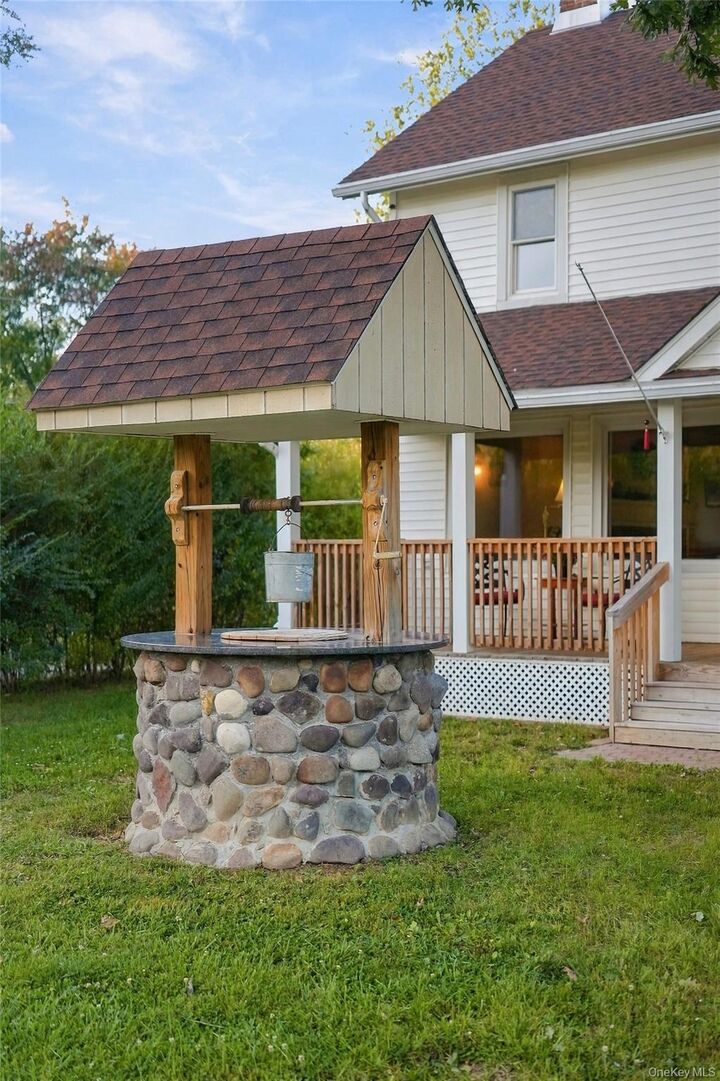 Property Photo: 4 Low Road NY 12589