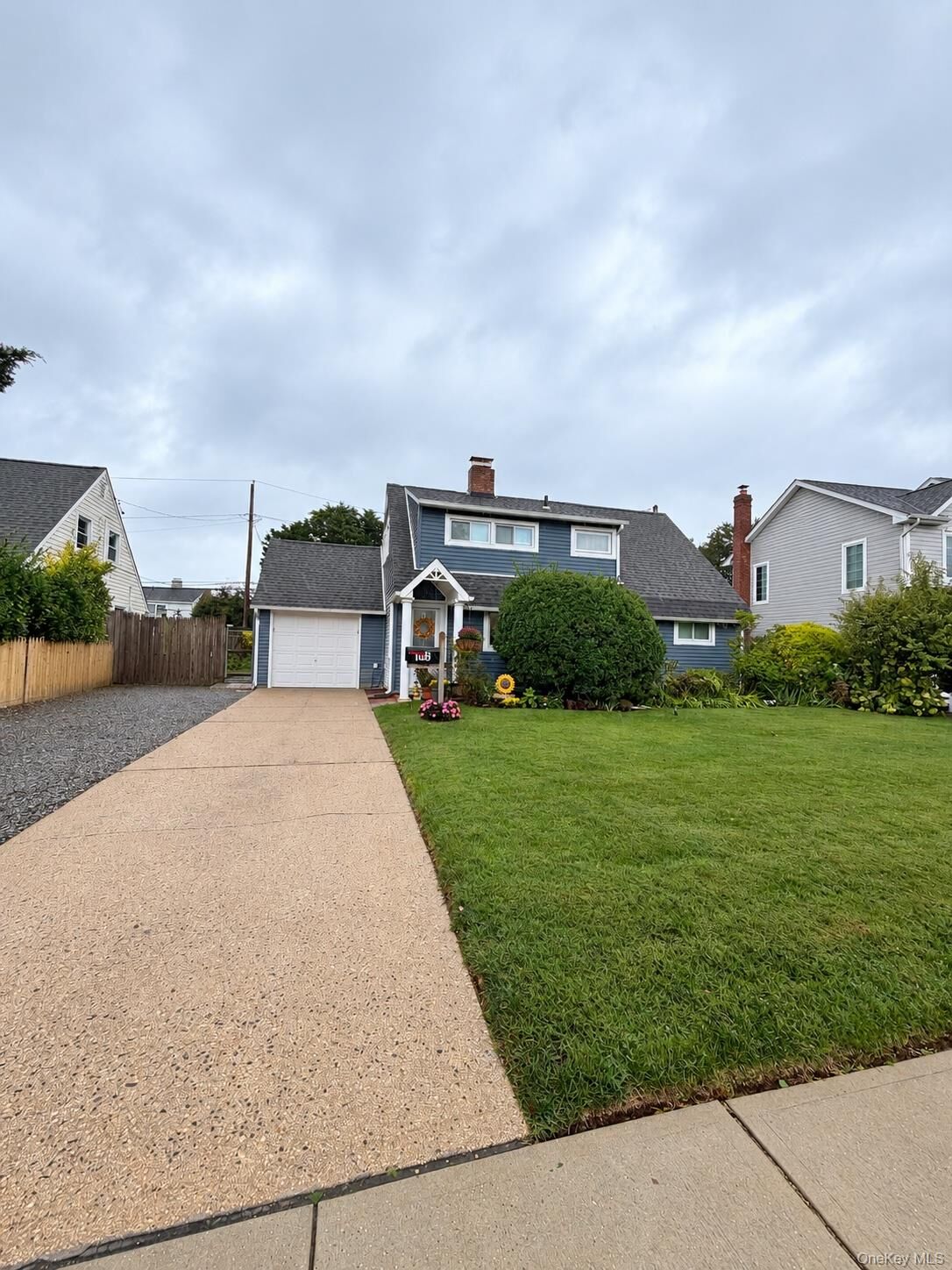 Property Photo:  105 Bucket Lane  NY 11756 