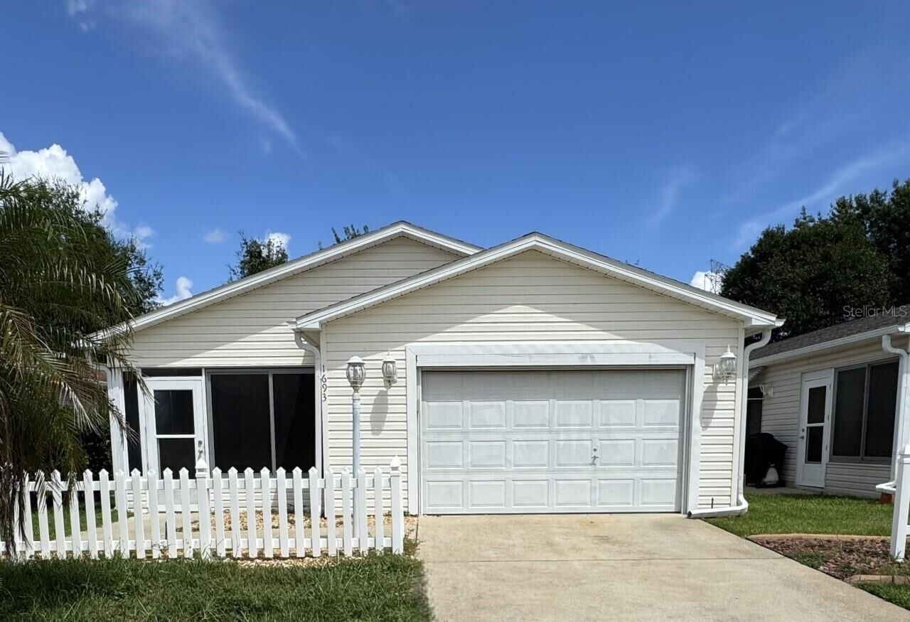 Property Photo:  1693 Campos Drive  FL 32162 