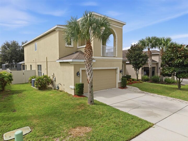 Property Photo:  17515 Bright Wheat Drive  FL 33547 
