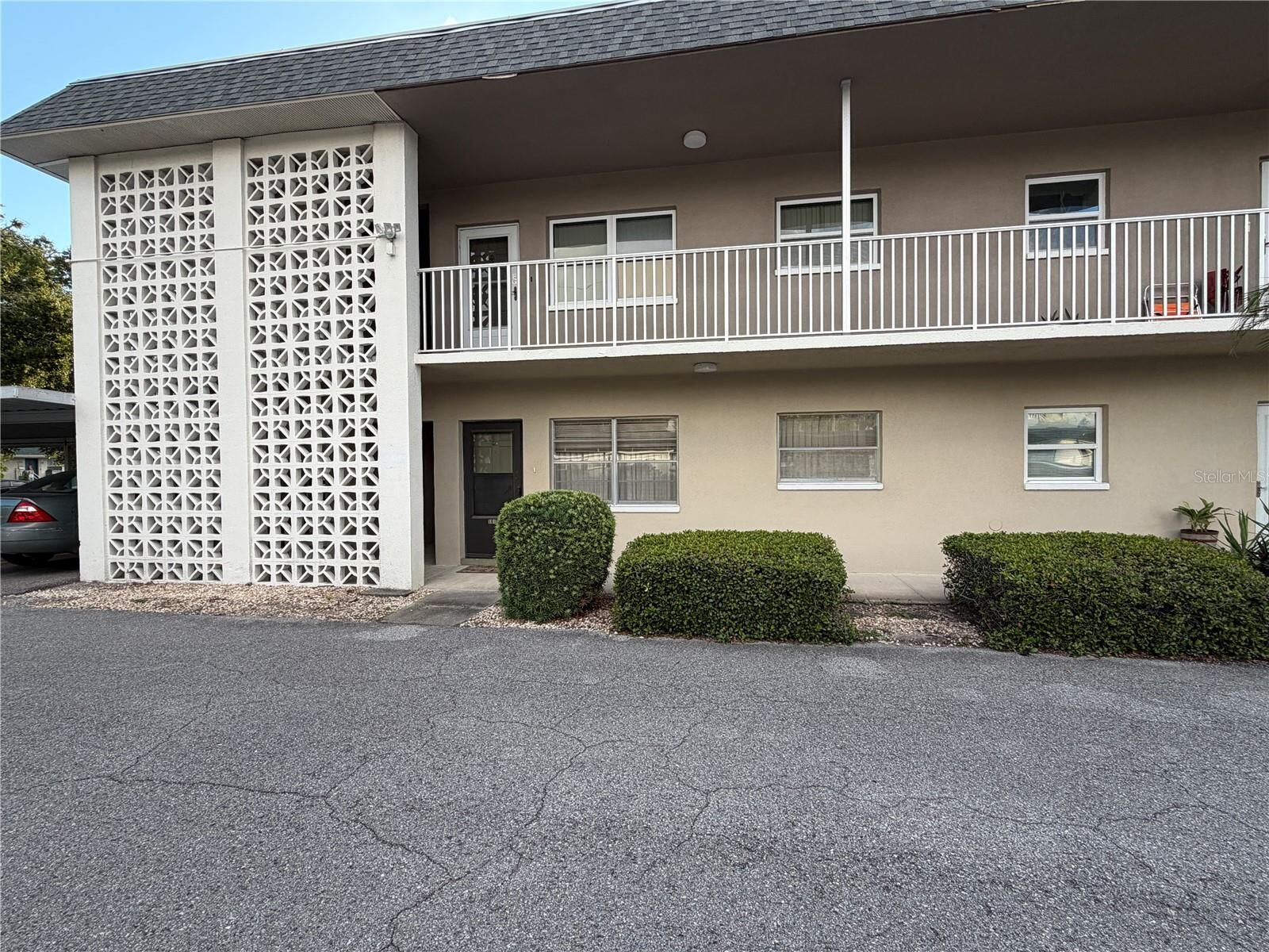 Property Photo: 1220 57th Street N 101C FL 33710