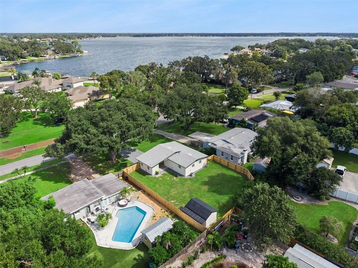 Property Photo:  1602 Overlook Road  FL 32809 