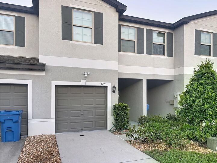 Property Photo:  1509 Cassius Street  FL 33549 