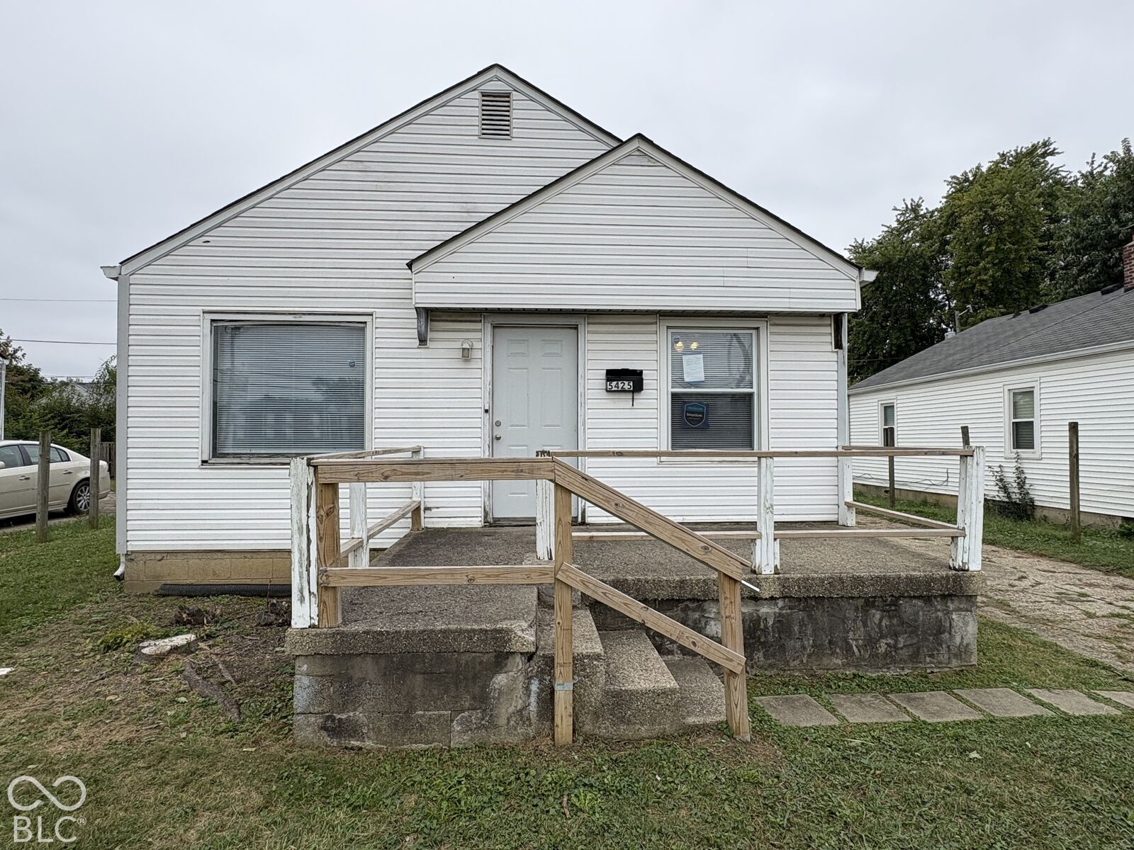 Property Photo:  5425 E 21st Street  IN 46218 