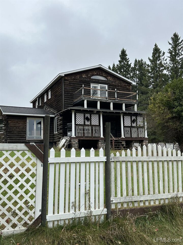 Property Photo: 120 W Townhall Road MI 49935