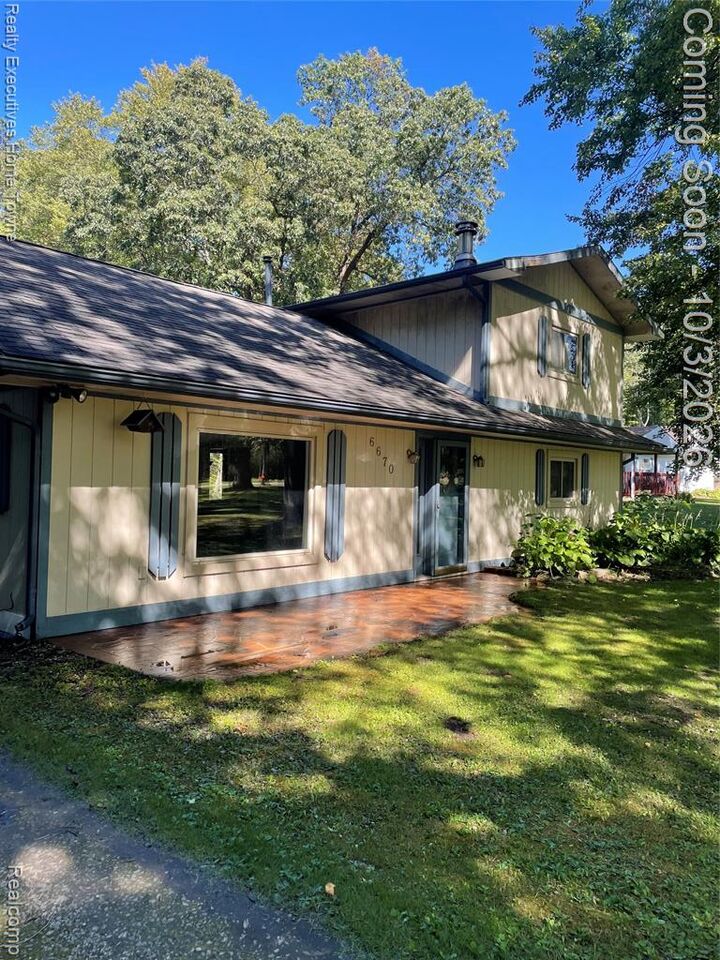 Property Photo:  6670 Holland Road  MI 48001 3712 