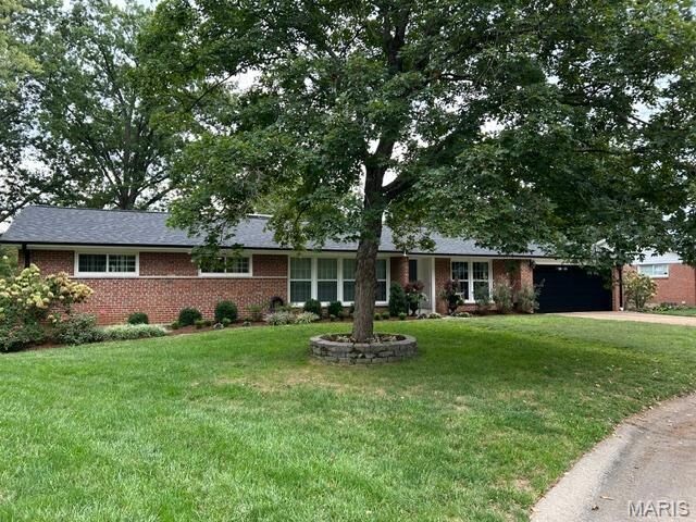 Property Photo:  1517 Rue Renee Drive  MO 63122 