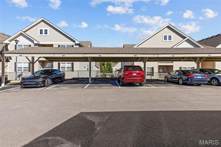 Property Photo:  422 Bramblett Hills  MO 63366 