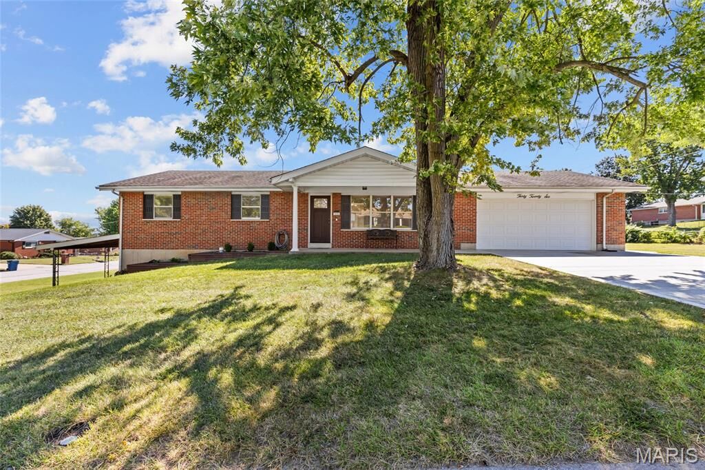 Property Photo: 3026 Mamelles Drive MO 63301