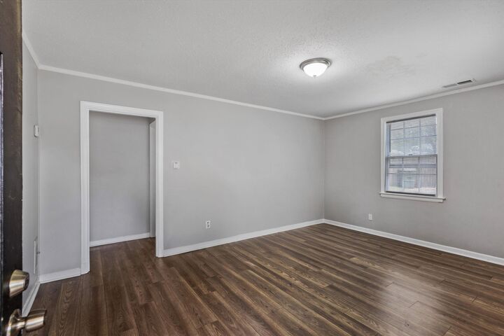 Property Photo:  504 Philwood Cv  TN 38122 