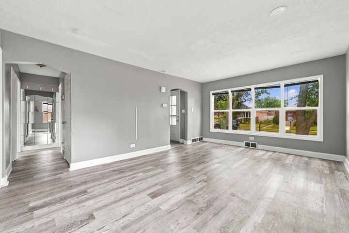 Property Photo:  14219 Drexel Avenue  IL 60419 