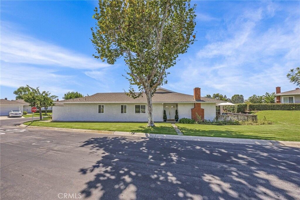 Property Photo:  3333 Paseo Halcon  CA 92672 
