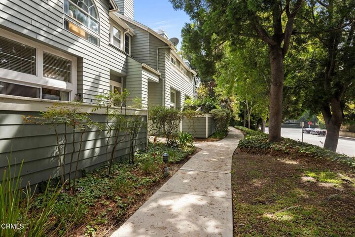 Property Photo:  755 Halevy Street  CA 93003 