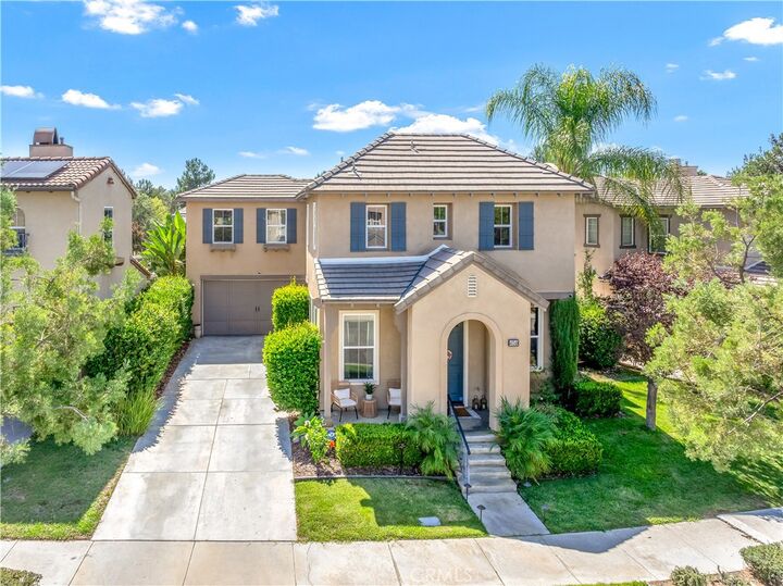 Property Photo: 40249 Danbury Court CA 92591