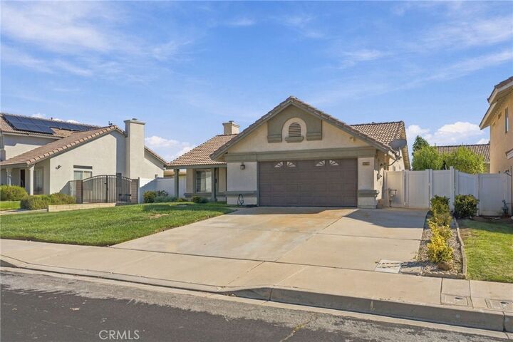 Property Photo:  33593 Pecan  CA 92399 