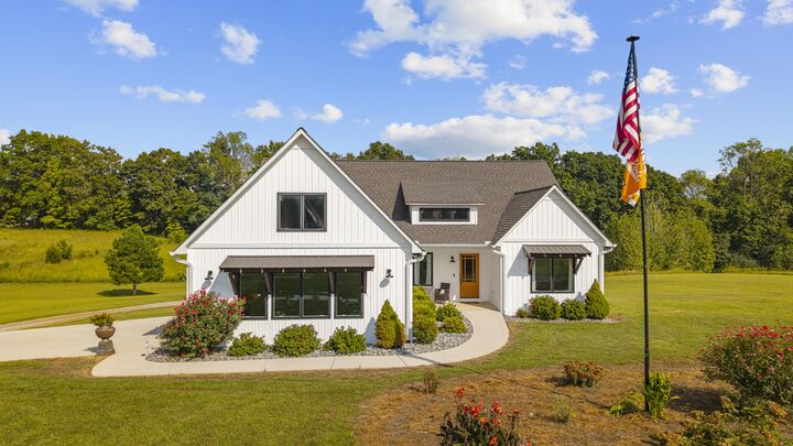 Property Photo:  361 Bethel Palk Rd  TN 38545 
