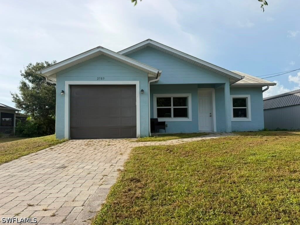 Property Photo:  2783 2nd Avenue SE  FL 34117 