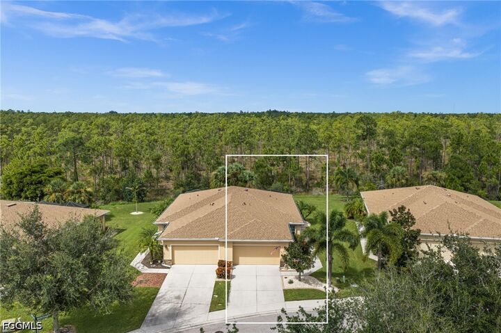Property Photo: 3105 Redstone Circle FL 33917