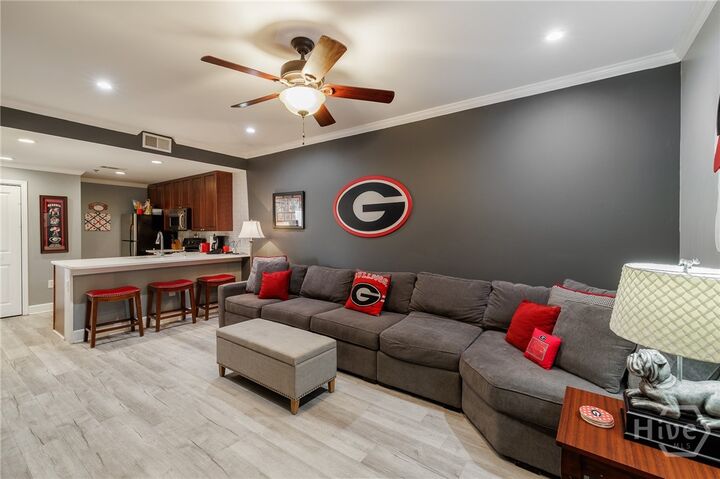 Property Photo: 250 W Broad Street 304 GA 30601