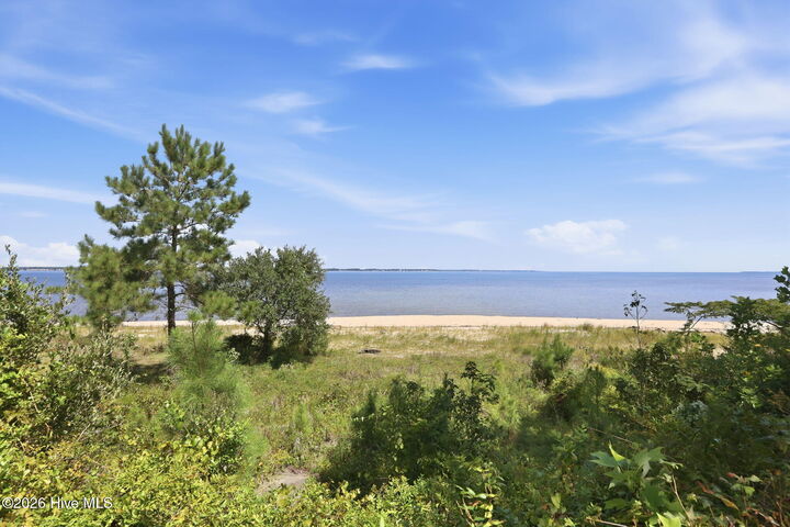 Property Photo: 402 Cherry Branch Drive NC 28532