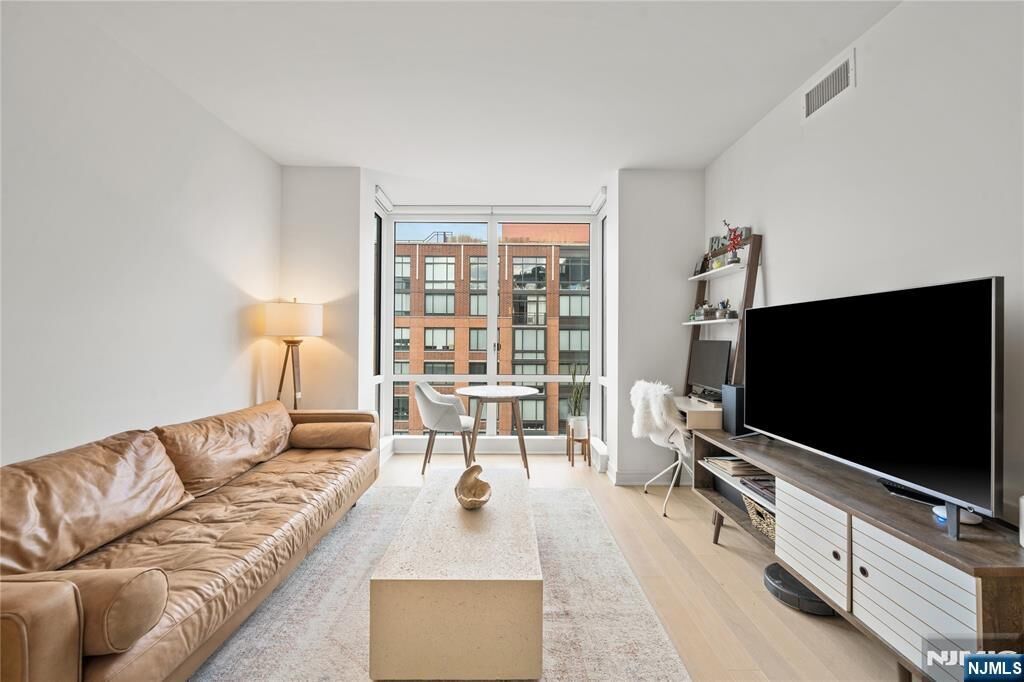 Property Photo: 1000 Maxwell Lane 10G NJ 07030