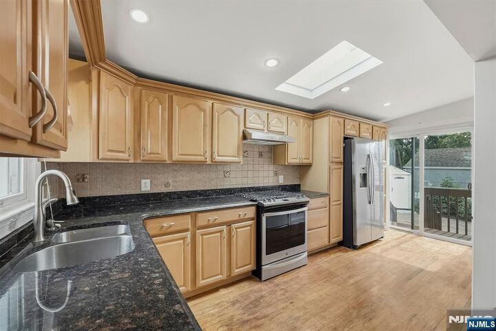 Property Photo:  280 Birchwood Road  NJ 07646 