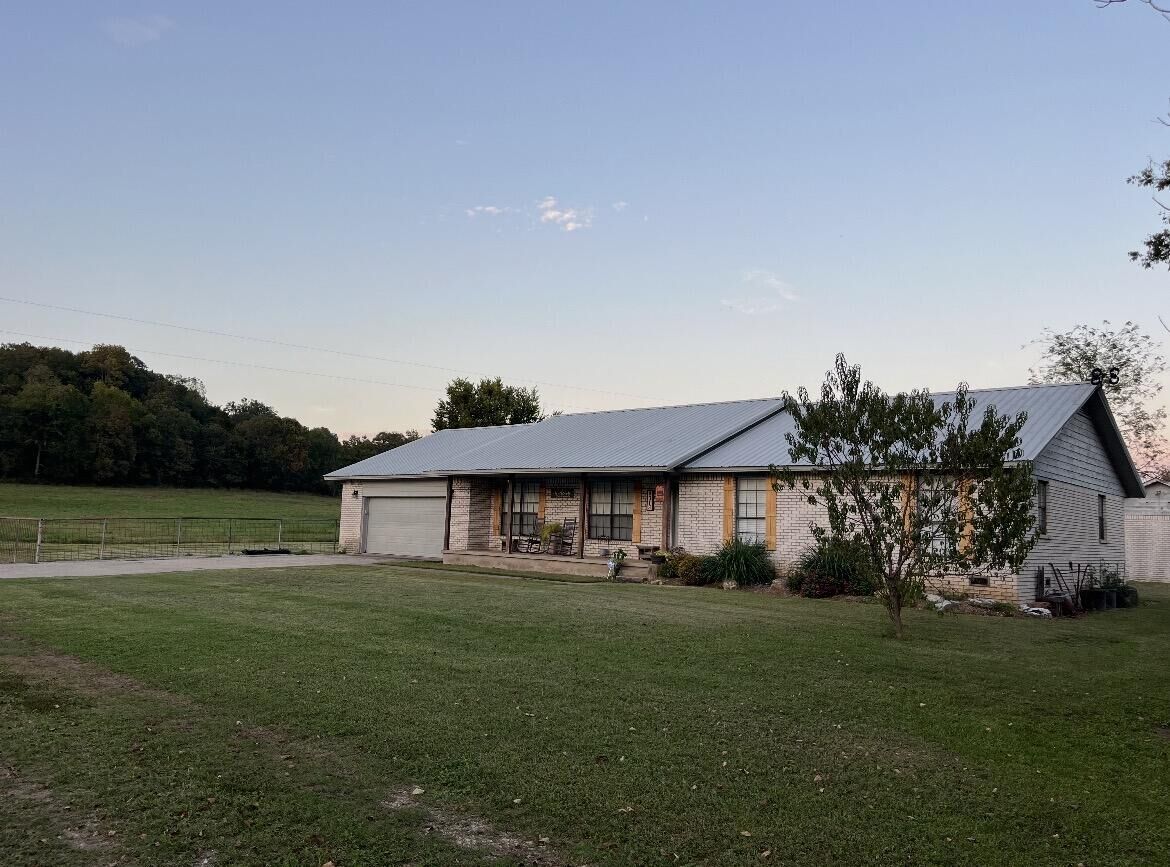 Property Photo: 4313 County Road 436 OK 74342
