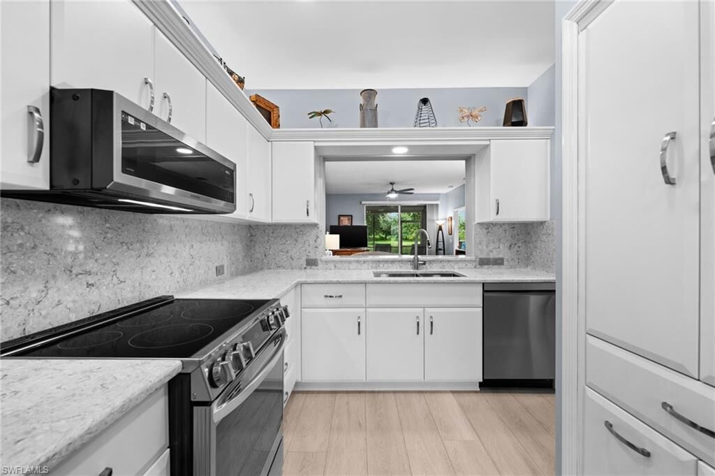 Property Photo:  14580 Daffodil Dr 703  FL 33919 