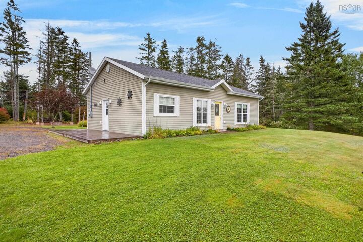 Property Photo:  26 Amanda Drive Drive  NS B0M 1G0 