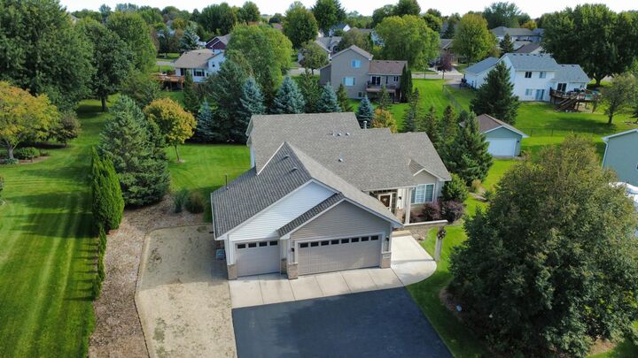 Property Photo: 20390 Pintail Court MN 55374