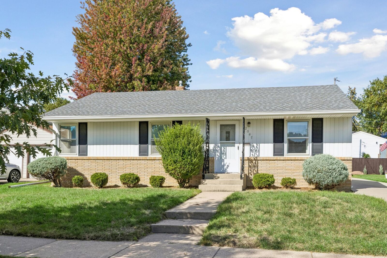 Property Photo:  2047 Morgan Avenue  MN 55116 