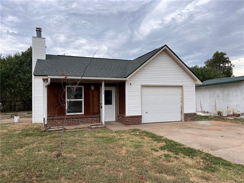 Property Photo: 1275 Massey Street AR 72722