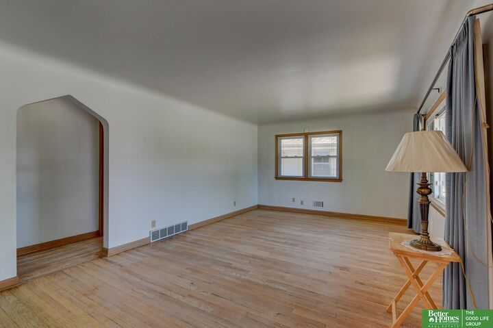 Property Photo:  7517 Erskine Street  NE 68134 