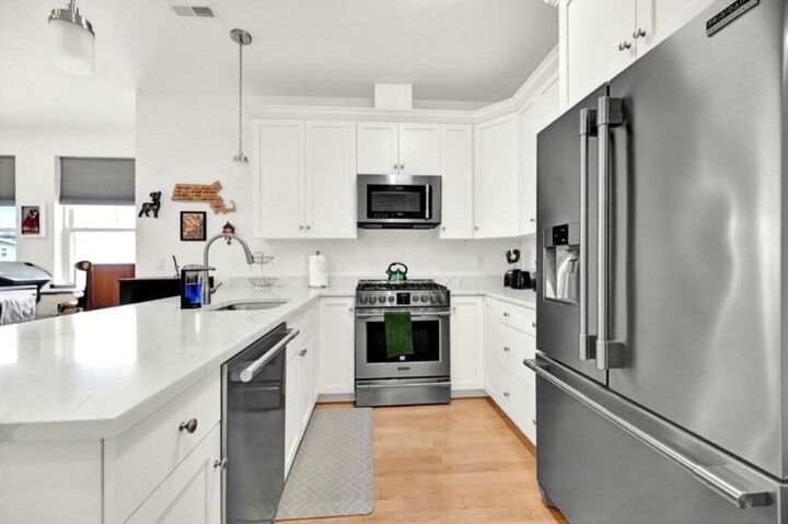 Property Photo:  254 Spencer Ave. 5  MA 02150 