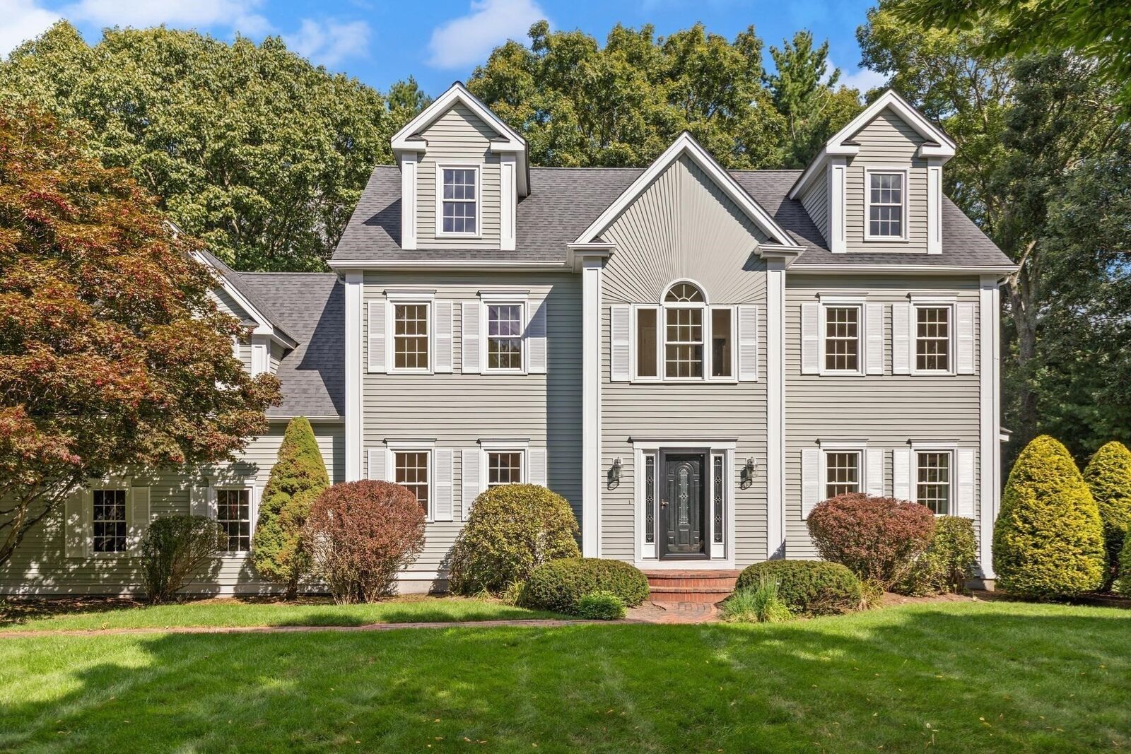 Property Photo:  20 Boyden Rd  MA 02093 