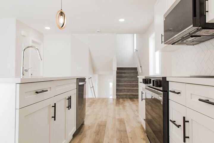 Property Photo:  9526 114 Avenue  AB T8X 0W8 